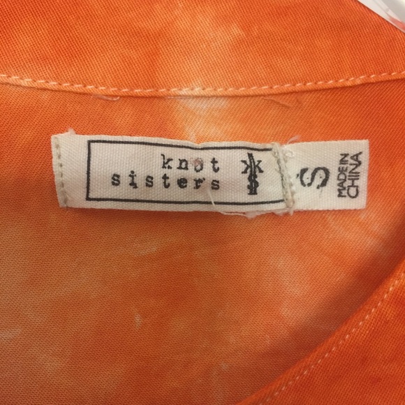 Knot Sisters tie dye shirt. Size small - Picture 4 of 4